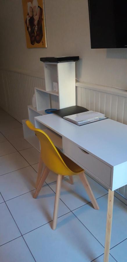 Studio Avec Terrasse Et Jardinet En Centre Ville Bergerac Buitenkant foto
